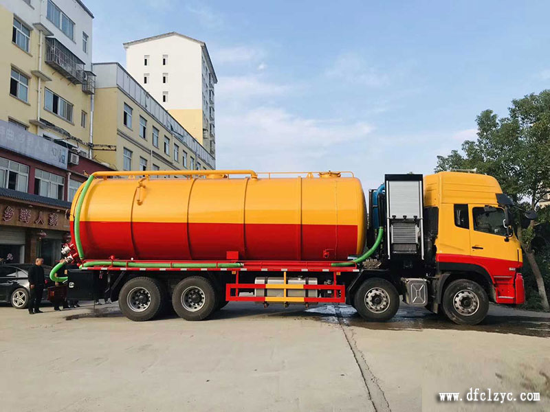 程力集團(tuán)國(guó)六東風(fēng)天龍清洗吸污車(chē)