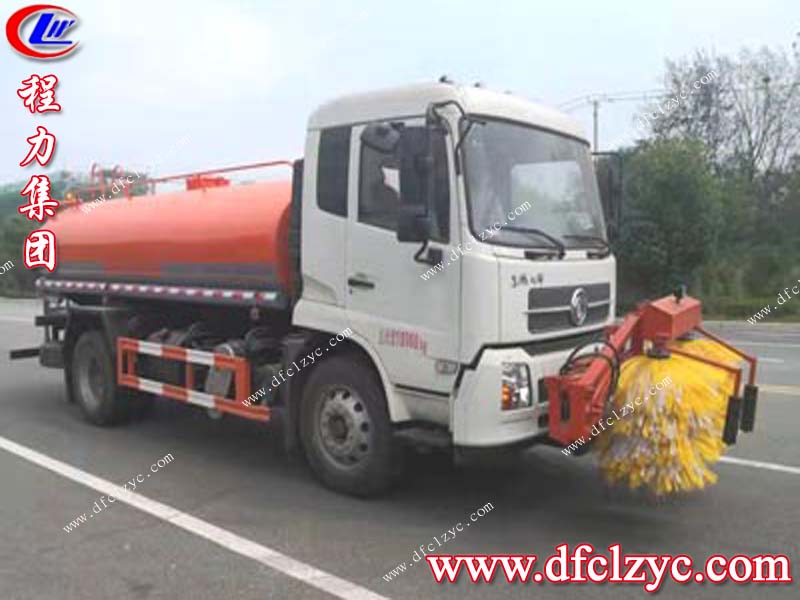 （國(guó)六）東風(fēng)天錦護(hù)欄清洗車(chē)